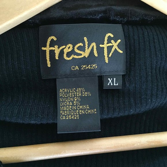 Fresh fx Cropped Black Sweater - Picture 6 of 8
